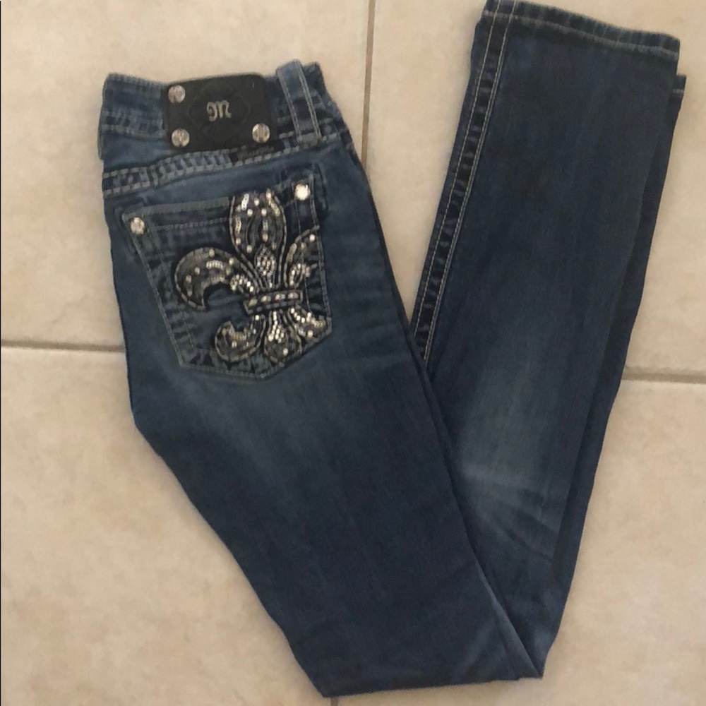 Miss me signature rise straight jeans. Size 26